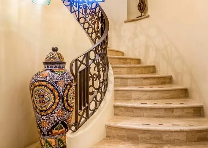 Hacienda Club Front 4 Be34droom Be Rented As A 3 Bedroom *