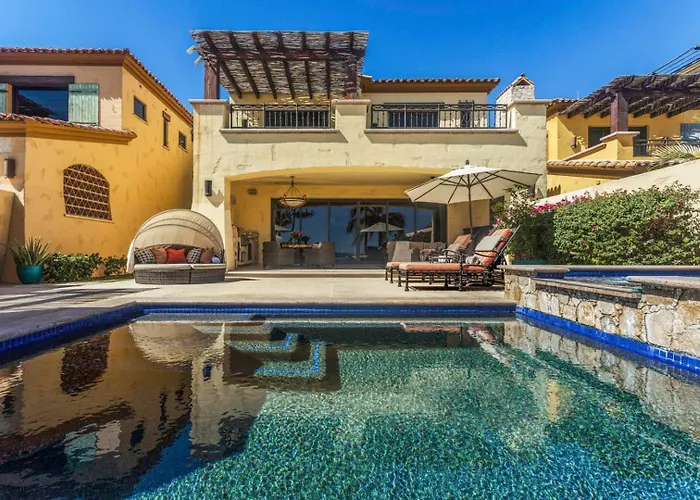Hacienda Club Front 4 Be34droom Be Rented As A 3 Bedroom *